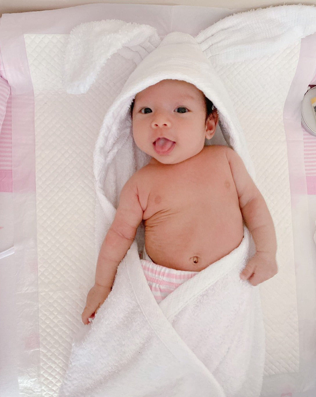 Handsfree Towel for Newborn