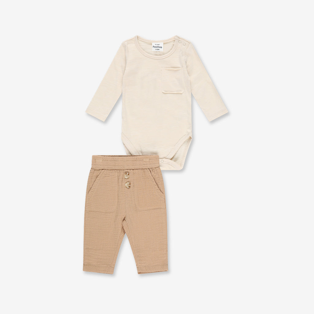 Boys Bodysuit & Muslin Short Pants Set WB18