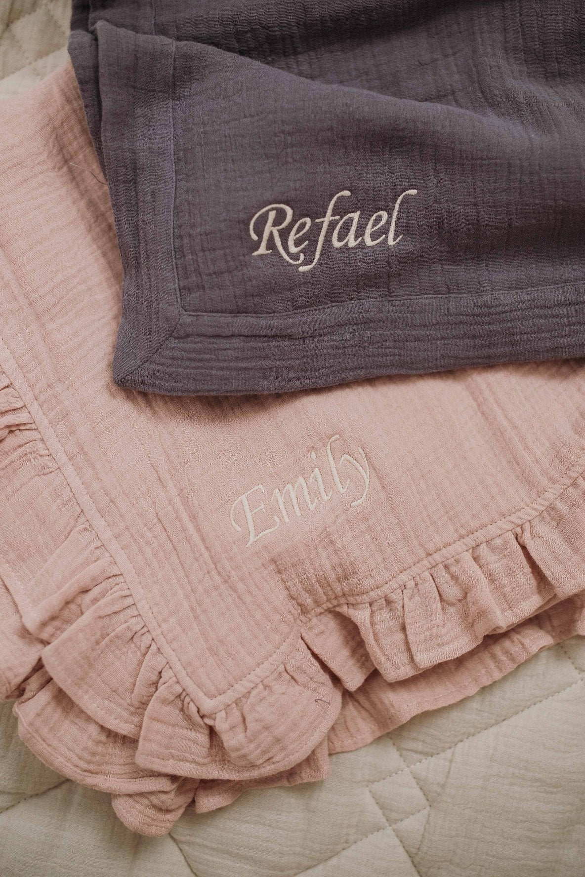 Muslin Blanket with raffles 120x100cm