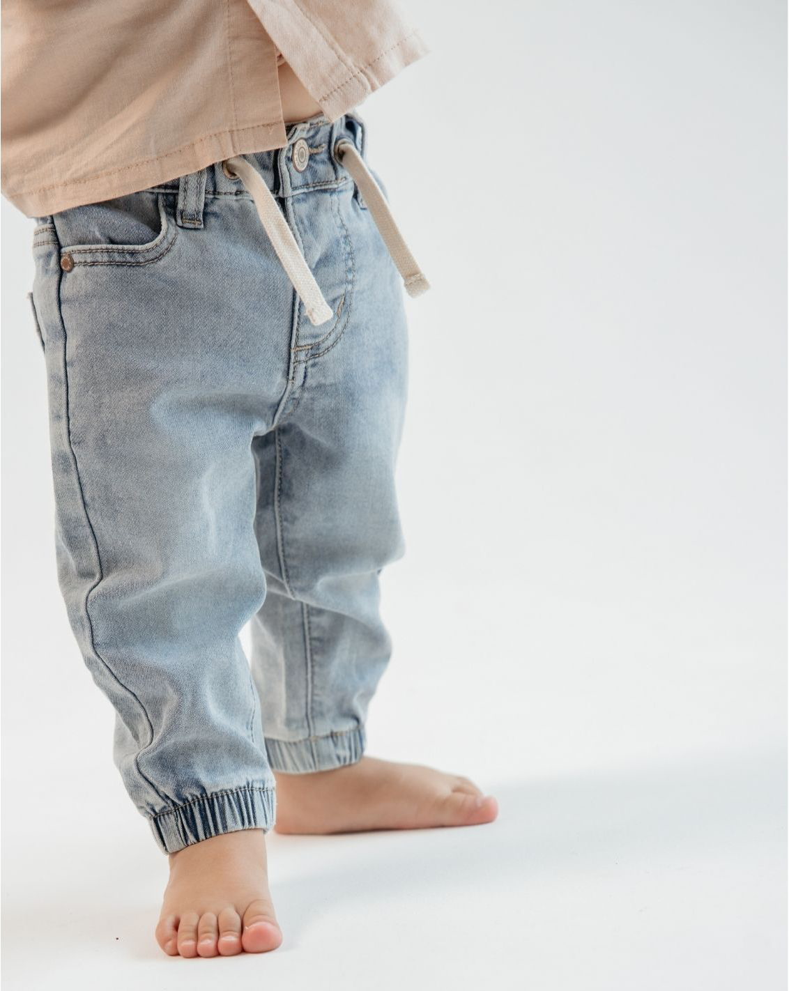 Jeans Pants J4