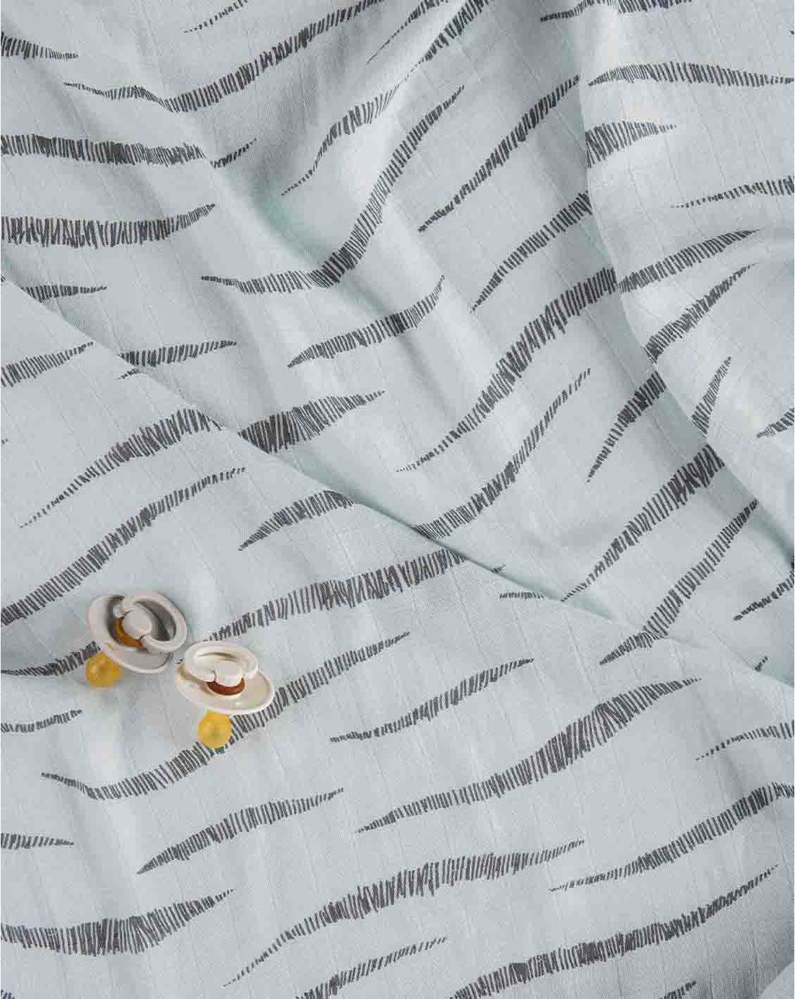 BAMBOO BLANKET - HUG ME