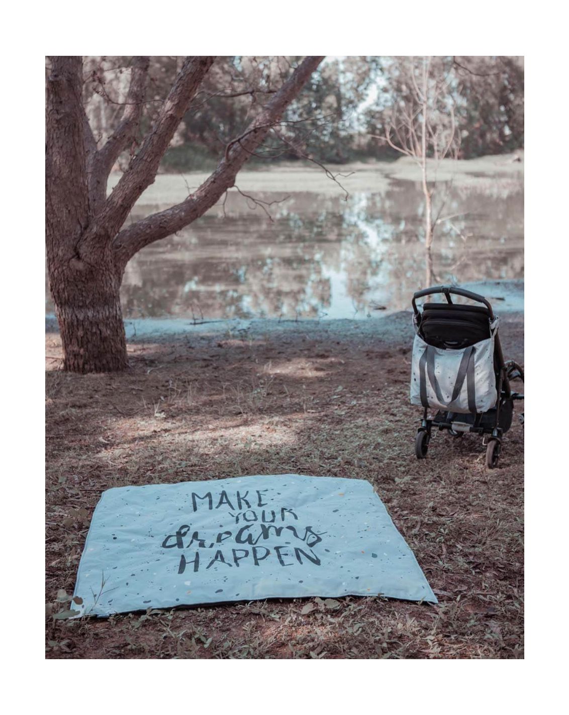 Picnic Blanket & Bag 130x130cm