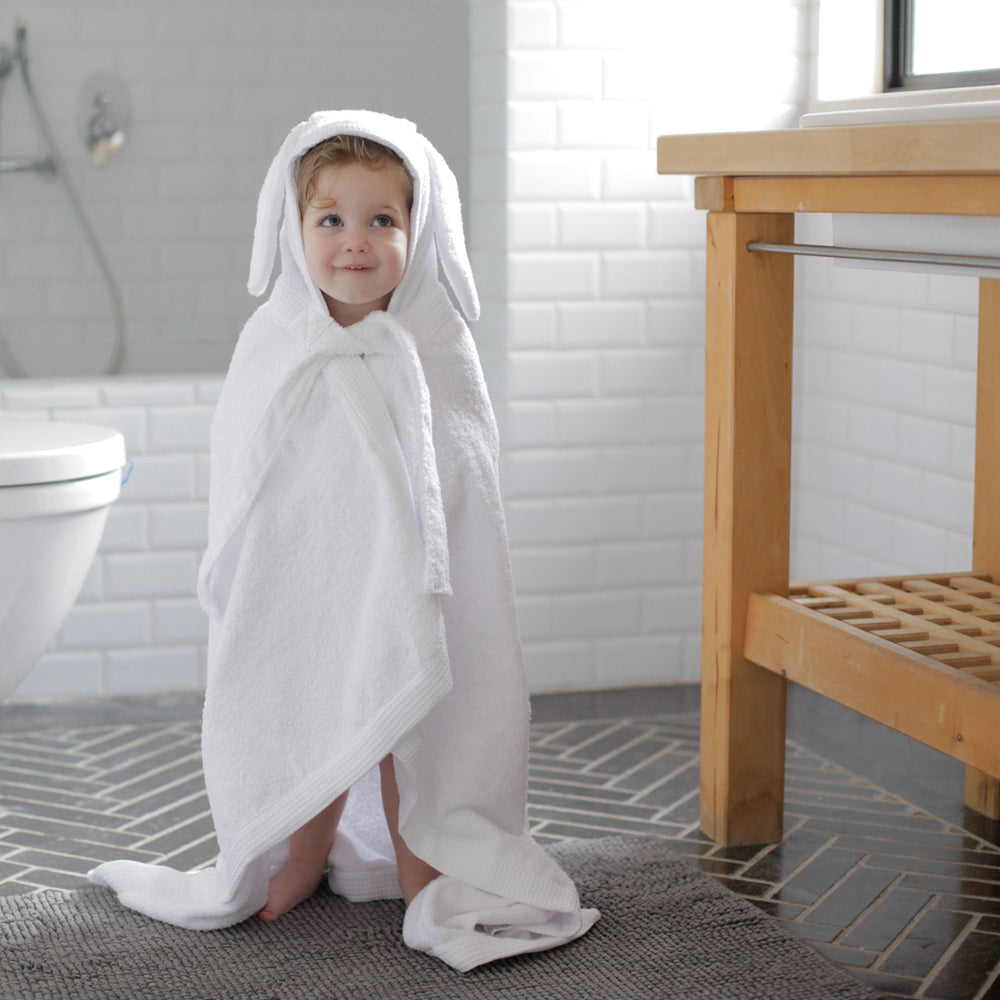 Baby Bath Classic Black & White Newborn Gift Basket