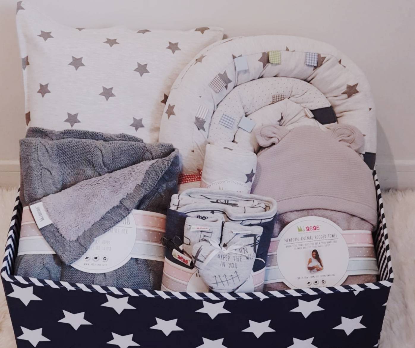 Super Special Newborn Gift Box - Classic Grey !