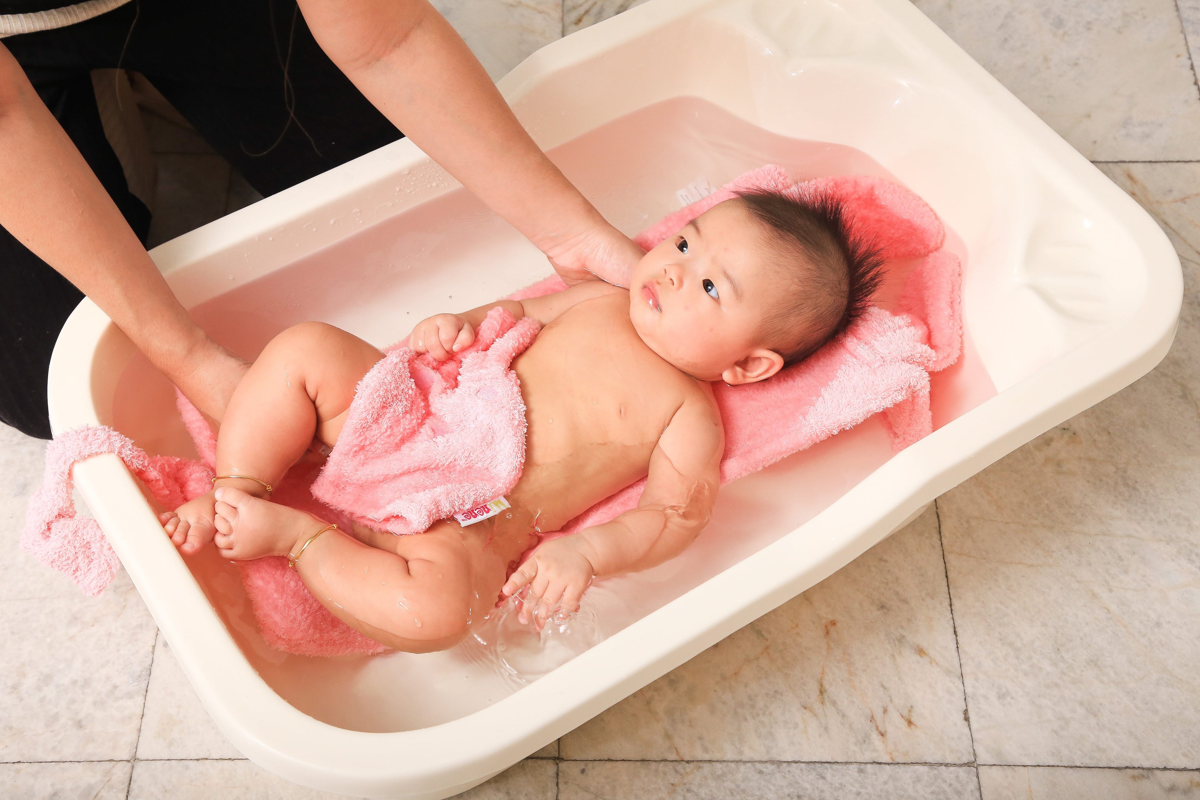Bath Support for Infants