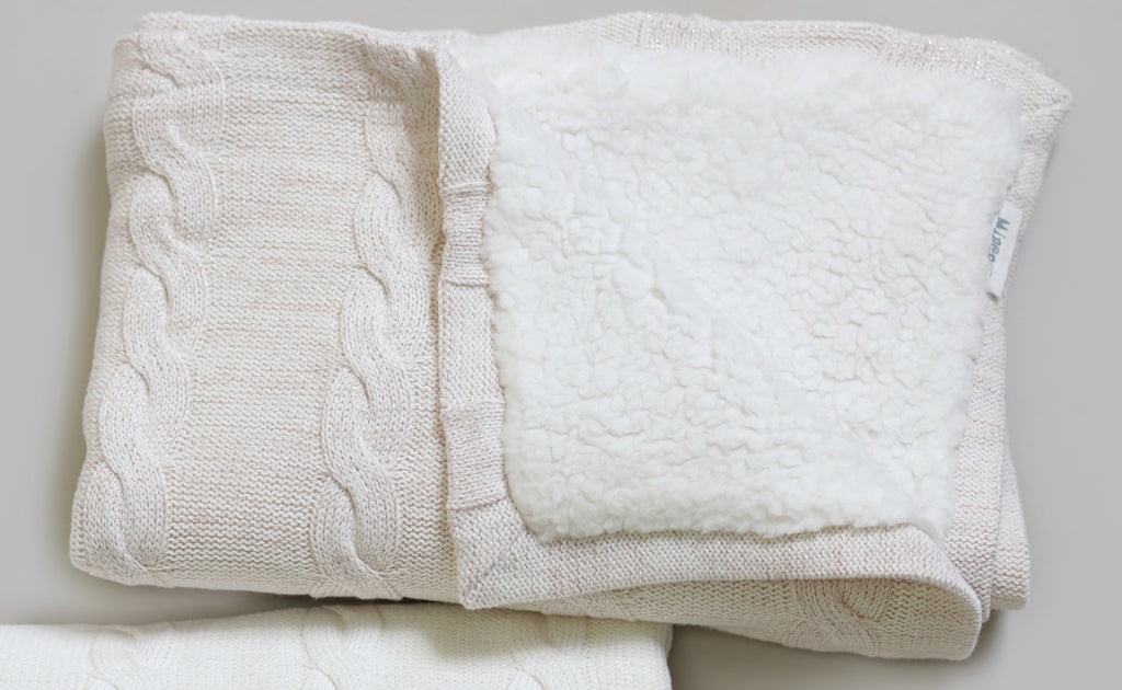 ผ้าห่มสองด้าน - ผ้าถักไหมพรมและขนแกะเทียม 100 x 75ซม